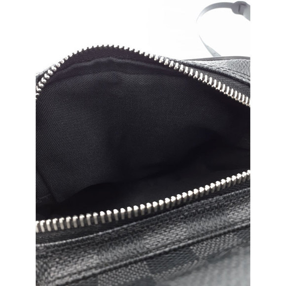 Louis Vuitton Damier Graphite Rem Shoulder Bag - Picture 9 of 9